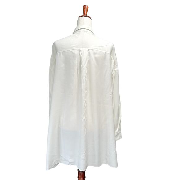 Nap Loungewear Size‎ Medium Women's Oversized Cupro Button Down Shirt in Cream - Picture 8 of 12
